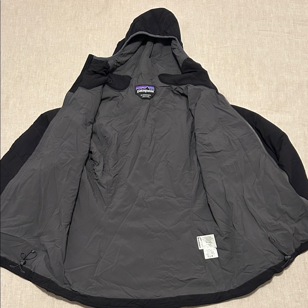 PATAGONIA Nano-Air Insulated Hoodie - Picture 5 of 5